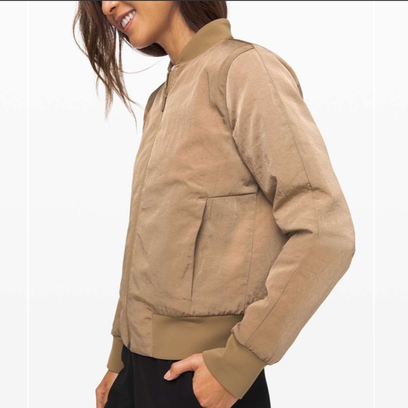 Lululemon Non-Stop Reversible Bomber Jacket - Picture 5 of 16